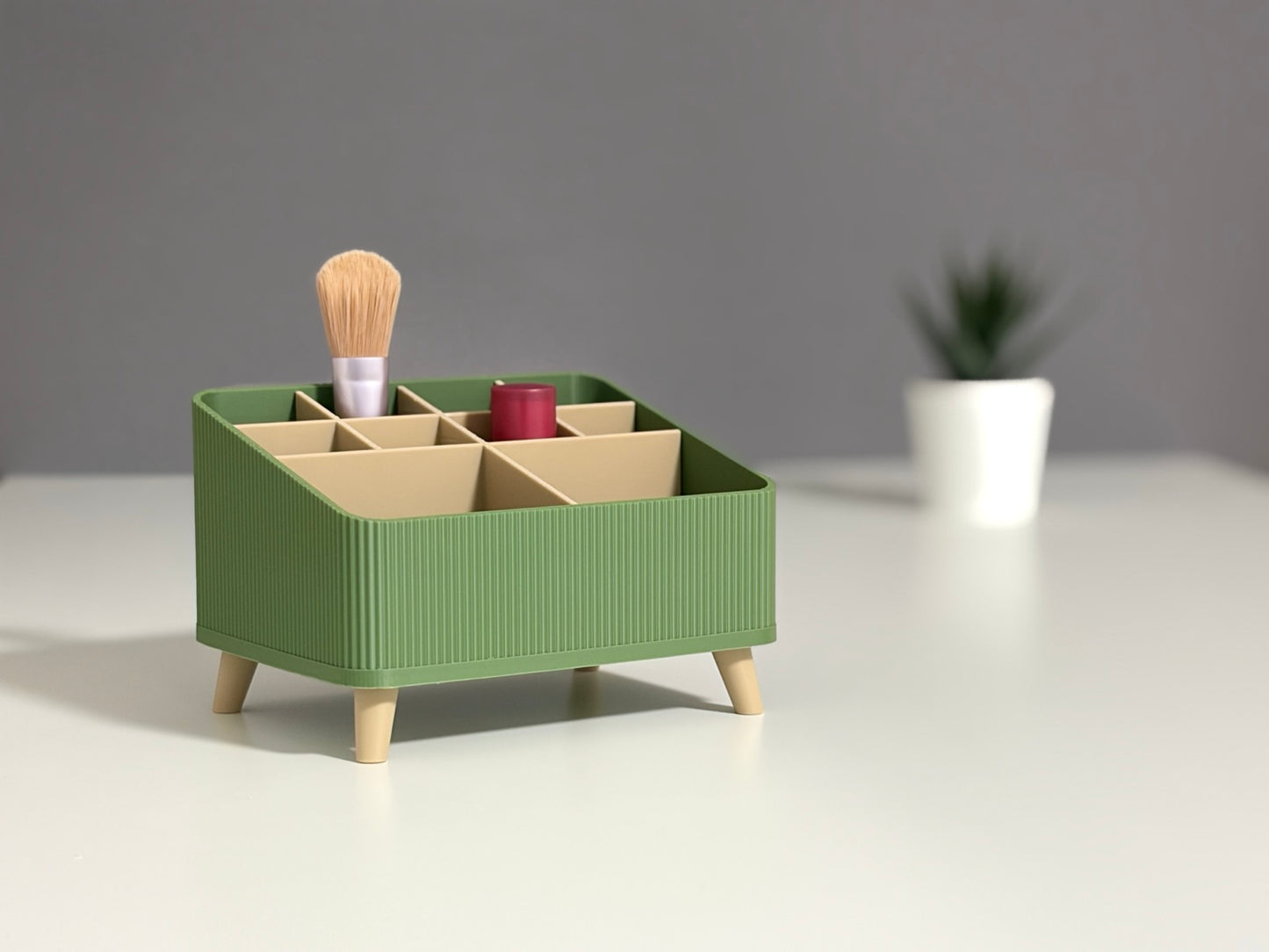 Desktop and vanity organiser