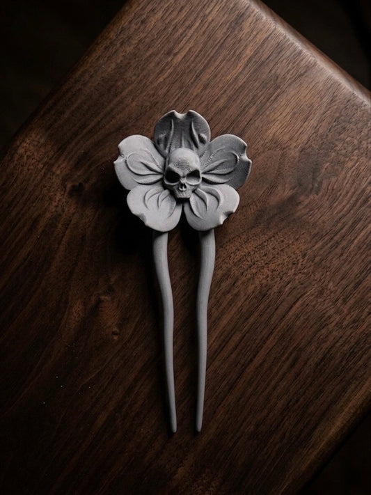 Dead Sakura - twist hairpin