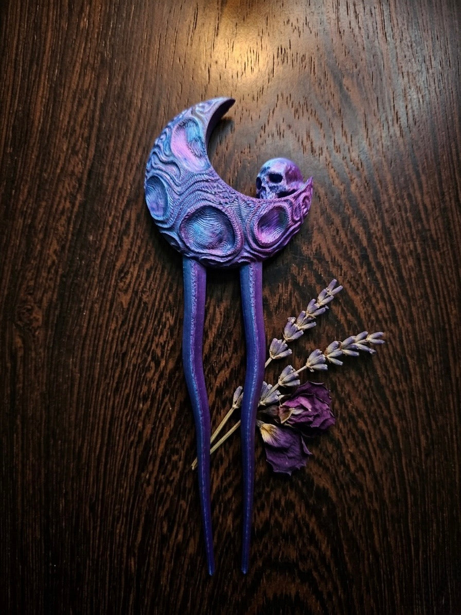 Lonely moon - twist hairpin