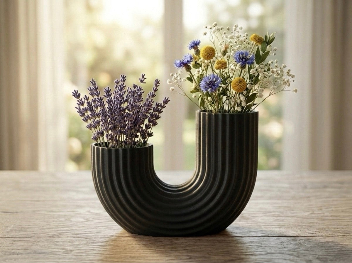 U shaped vase