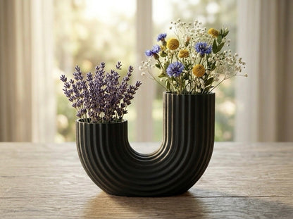U shaped vase