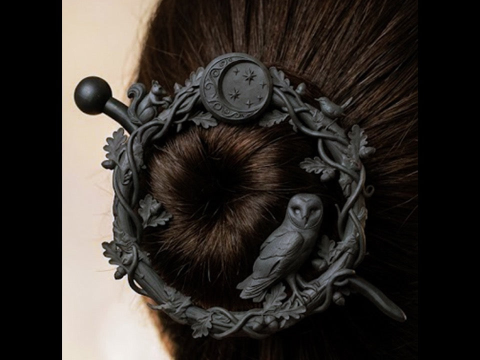 midnight oak hair brooch