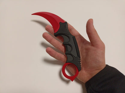 The Elite CS2 Karambit Display Blade