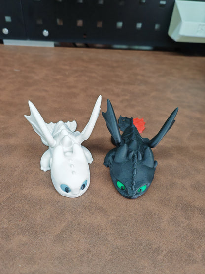toothless and Light fury mini toy