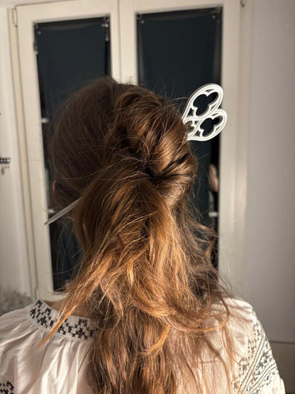 Hair pin - gothic heart