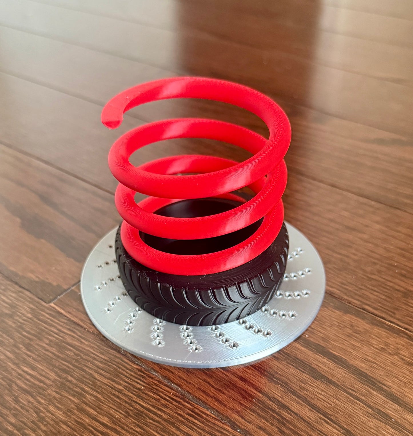 Gearhead Suspension Pen Holder.