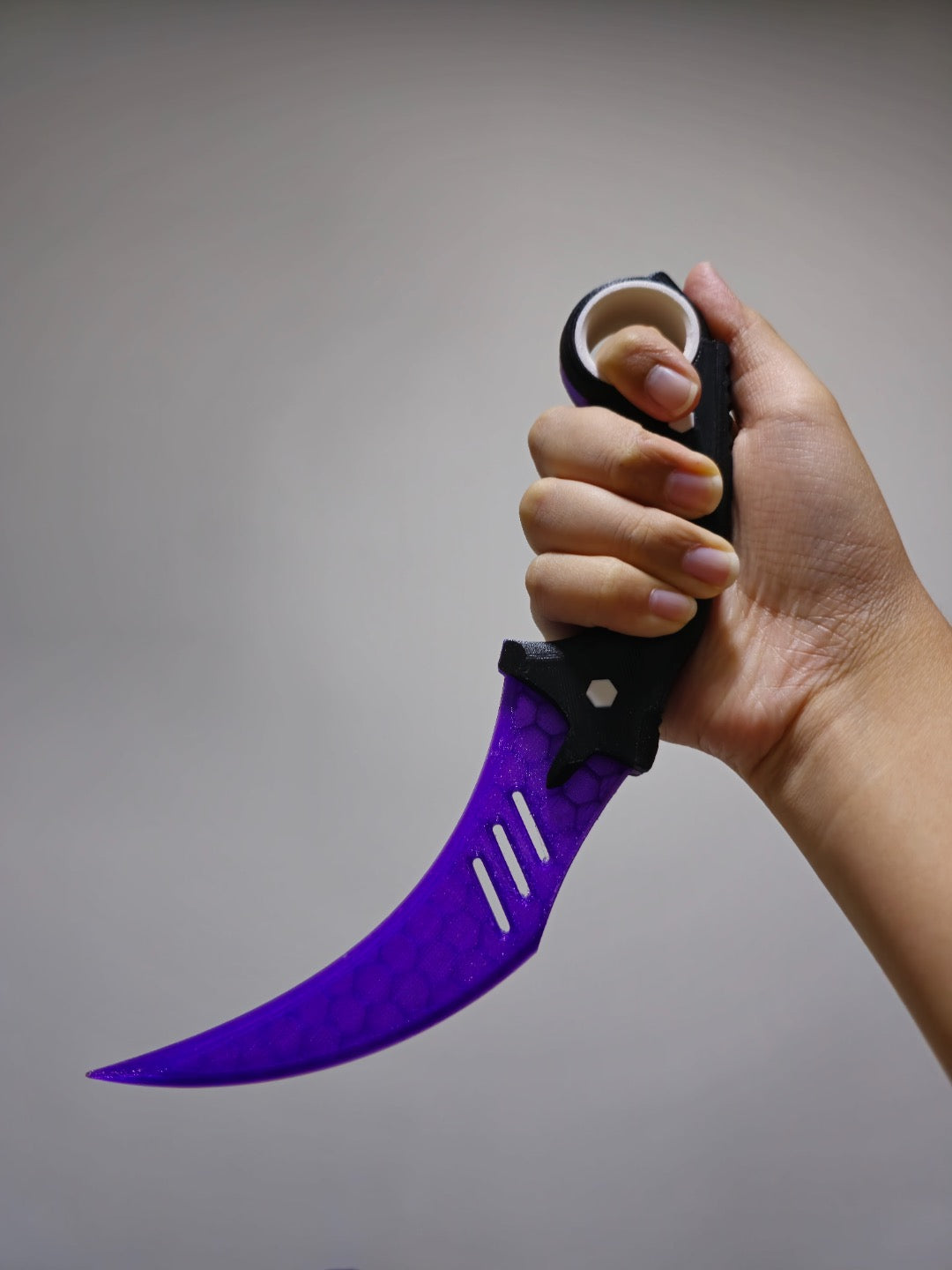 Full tang toy karambit