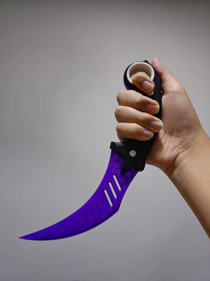 Full tang toy karambit