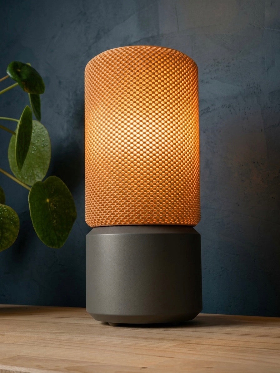 Simple Lamp with Basket Structure