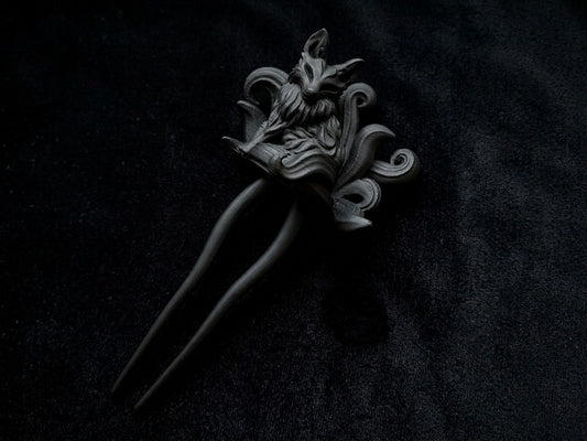 Guardian kitsune - twist hairpin